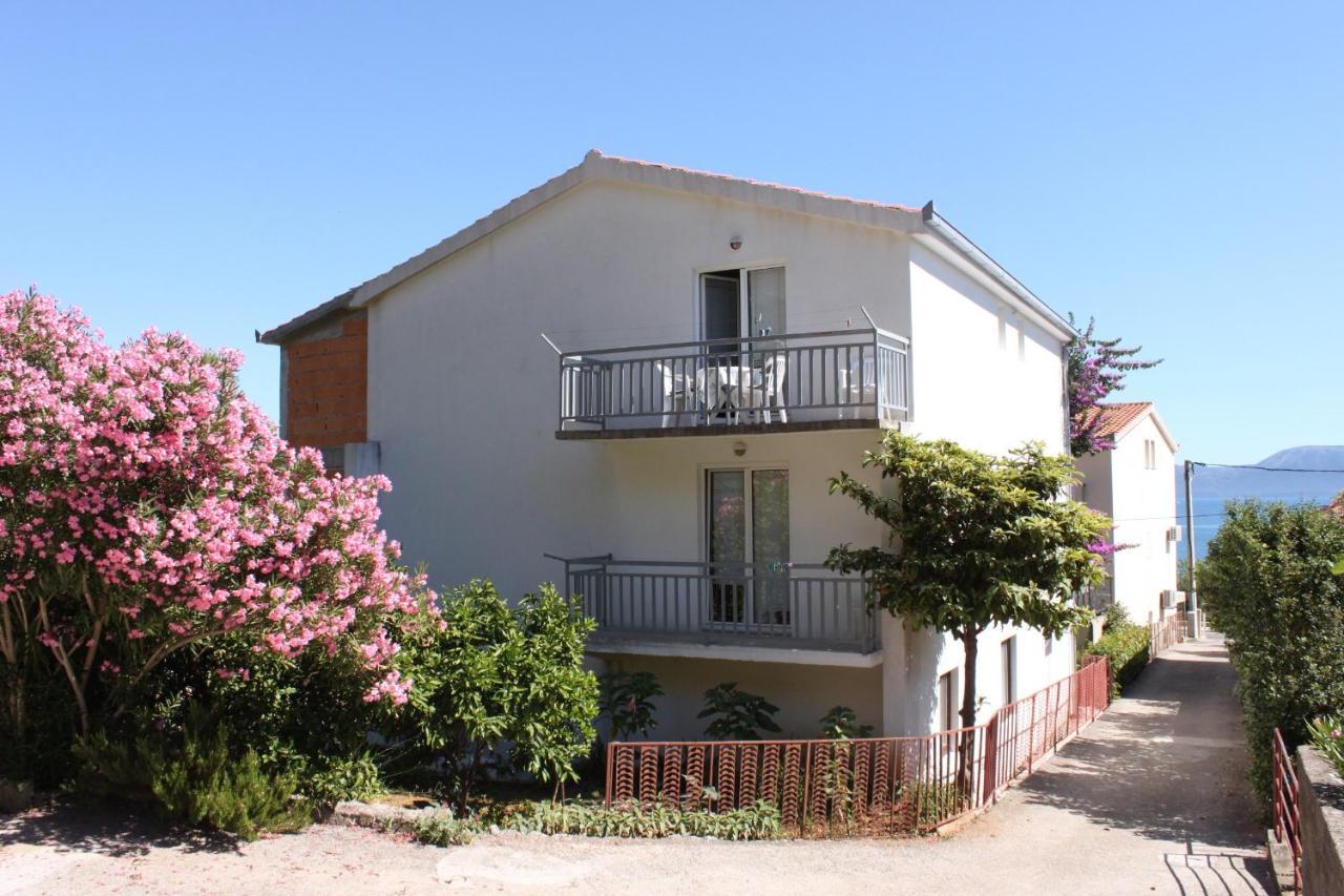 Apartments By The Sea Podaca, Makarska - 6745 Dış mekan fotoğraf